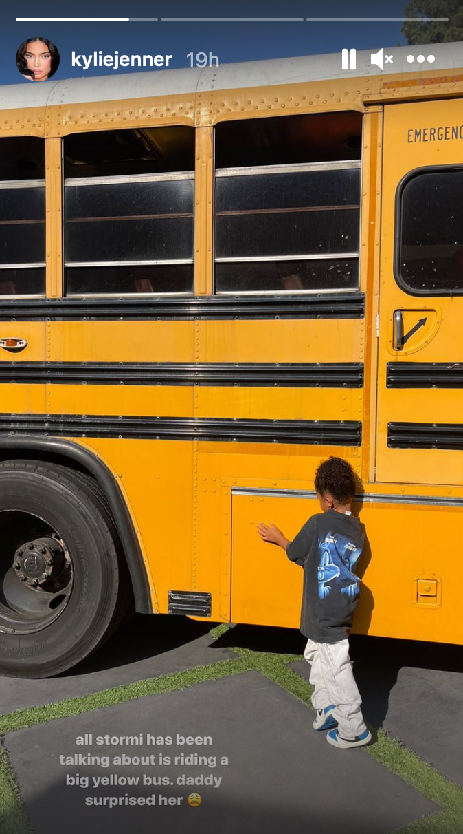 Kylie Jenner shows off yellow school bus Travis Scott purchased for daughter Stormi