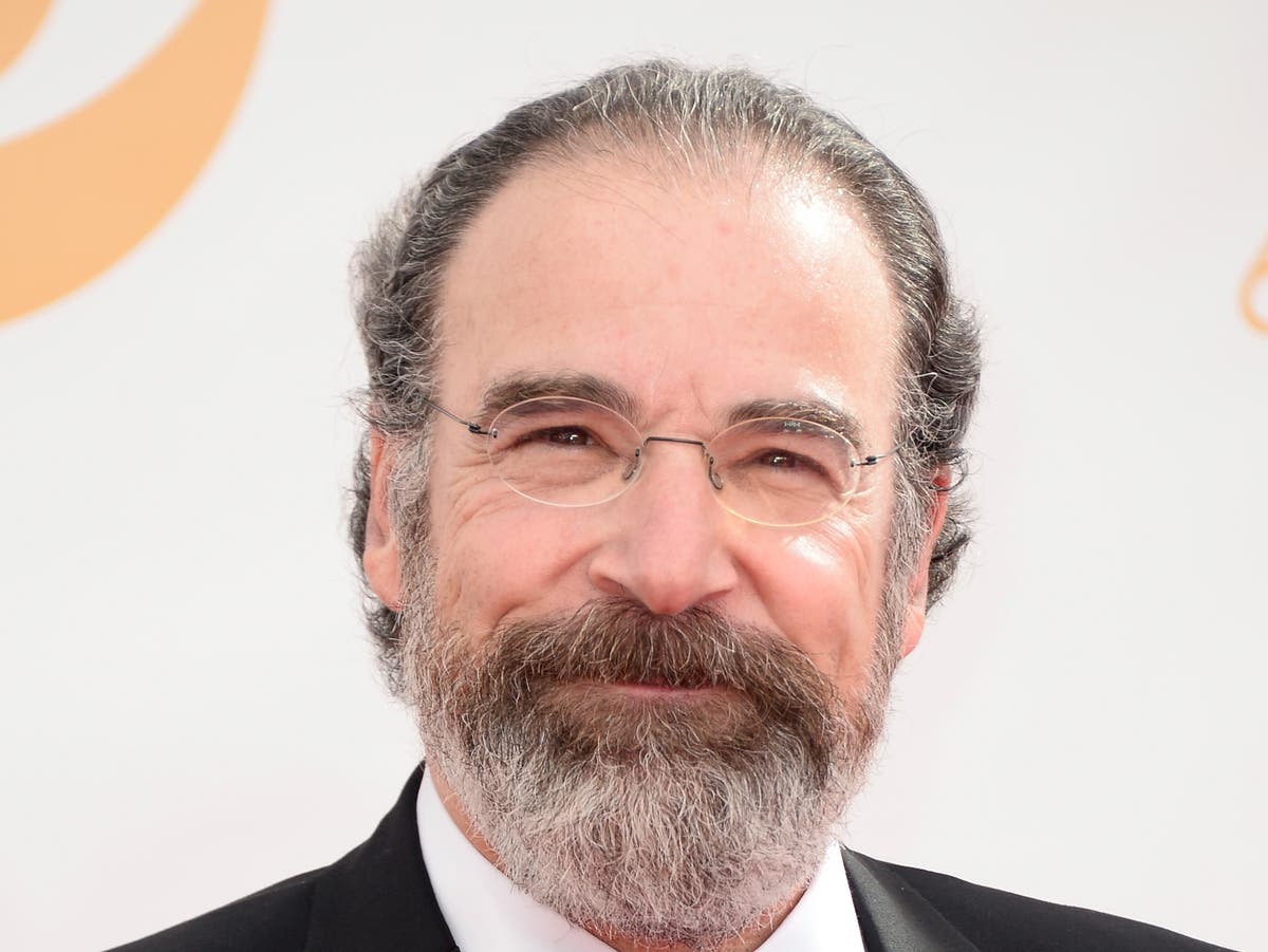 Mandy Patinkin bonds with fan over famous scene from The Princess Bride