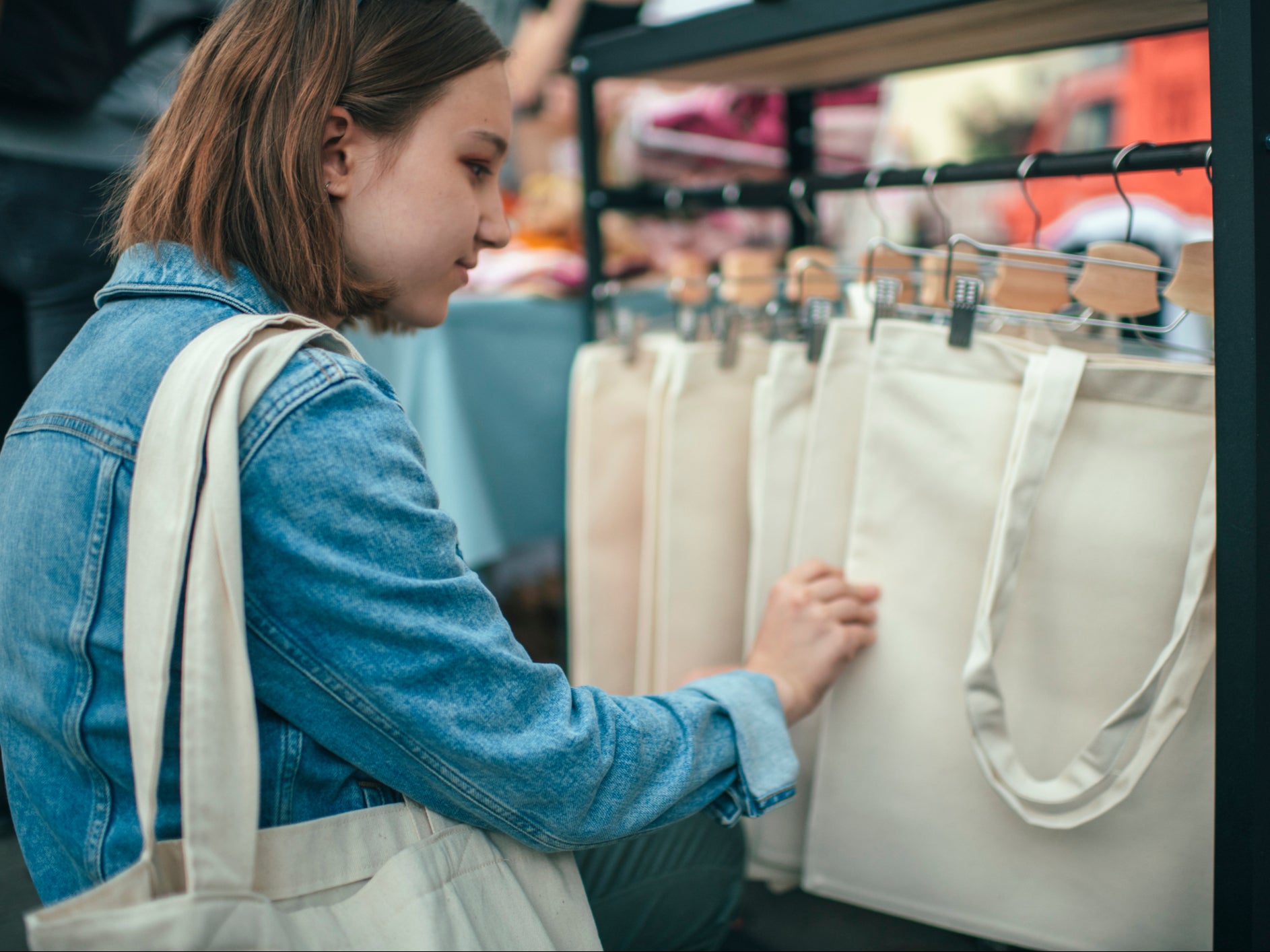 Cotton tote bags not environmentally-friendly due to