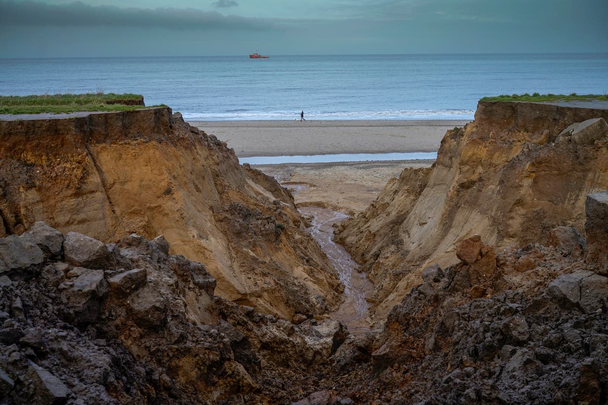 Coastal communities to get funding to adapt to threat of erosion