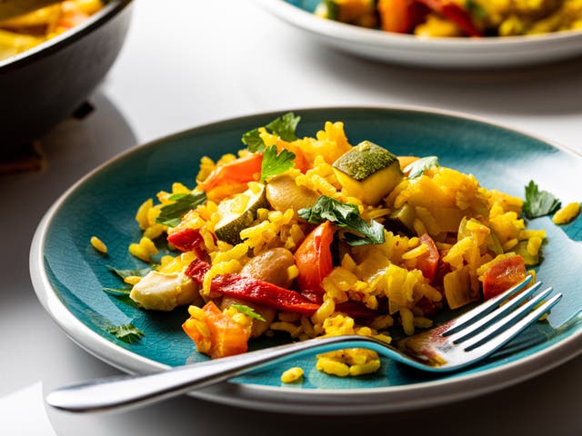 <p>Paella is showy, versatile and feels like a celebration every time</p>