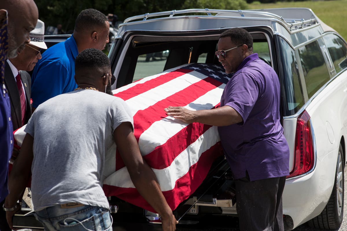 2 arrested in fatal shooting of New Orleans officer in Texas