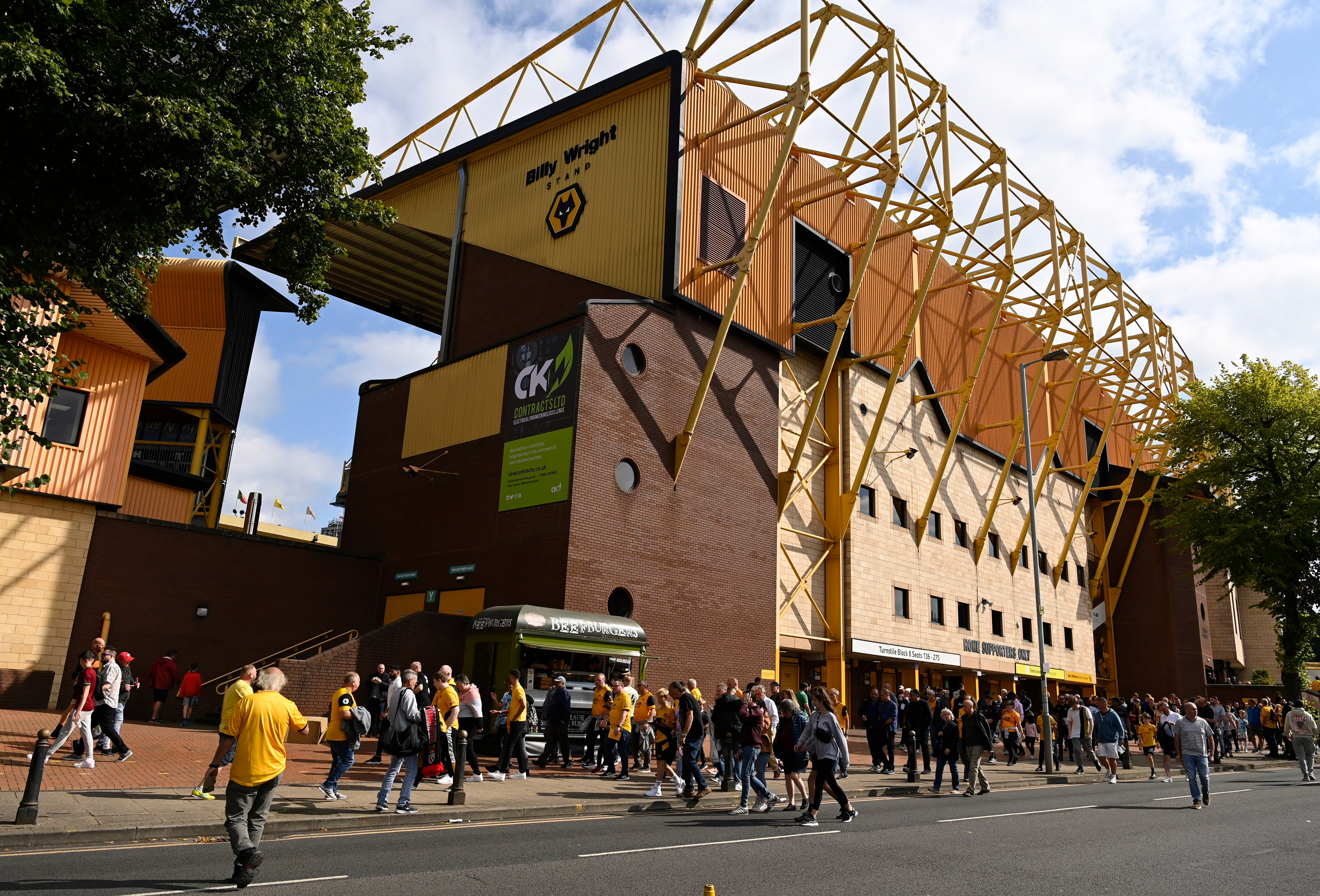 Wolves vs Manchester United LIVE: Premier League team news ...