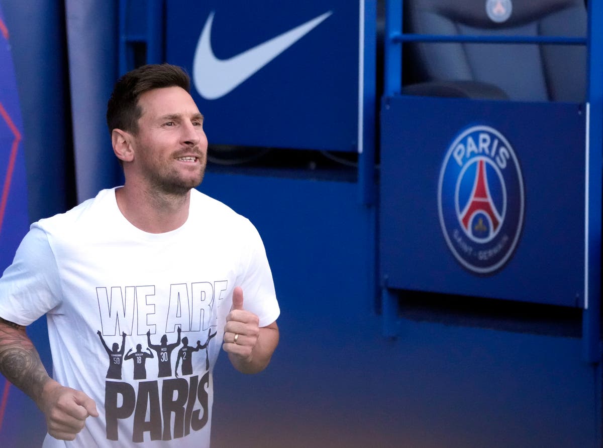 Lionel Messi makes PSG debut off the bench in victory over Reims