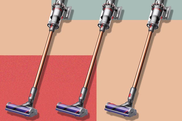 <p>We tested the stick vacuum over a number of weeks, on both wood flooring and carpet, as well as bathroom tiles </p>