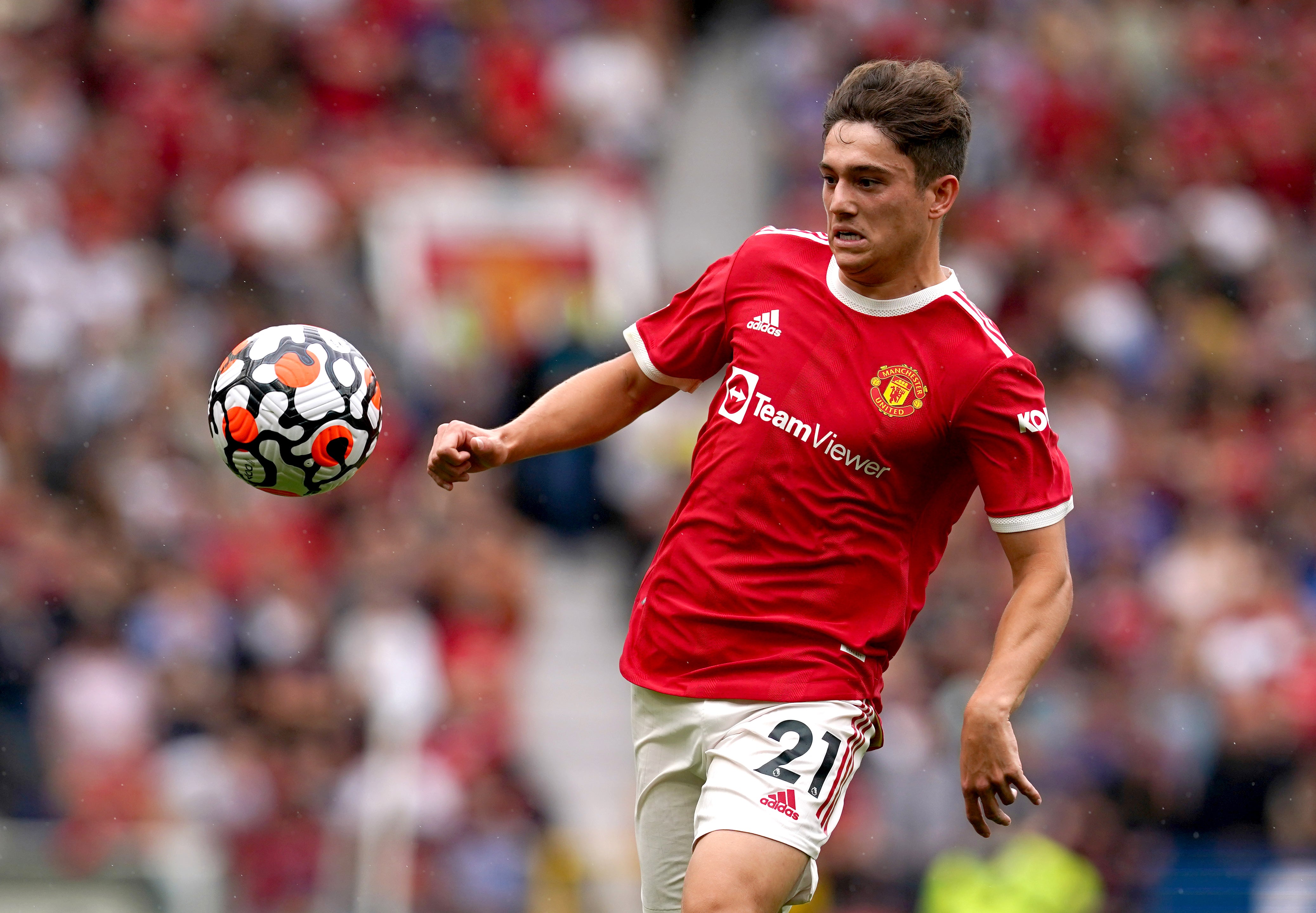 Daniel James: Leeds finally get their hands on Manchester United winger in  £25m deal | The Independent