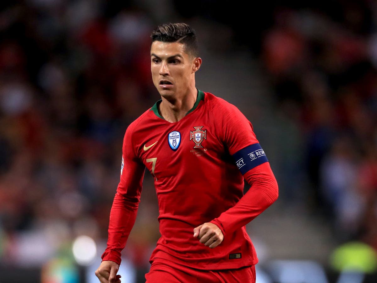 Cristiano Ronaldo Portugal Coach Refuses To Be Drawn Into Excitement Over Manchester United Move The Independent