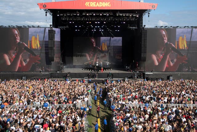 <p>Crowds at Reading Festival</p>