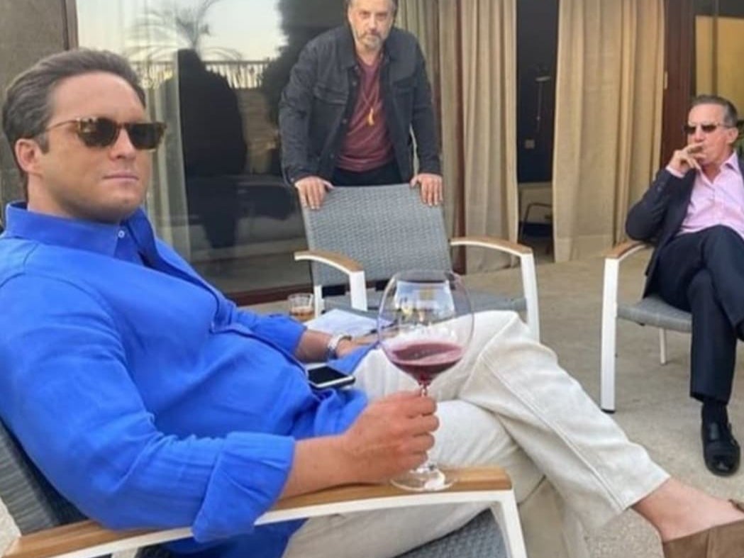 <p>La nueva producción abordará la relación del cantante con Mariah Carey.  </p>