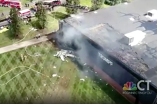 Plane crashes into building in Connecticut