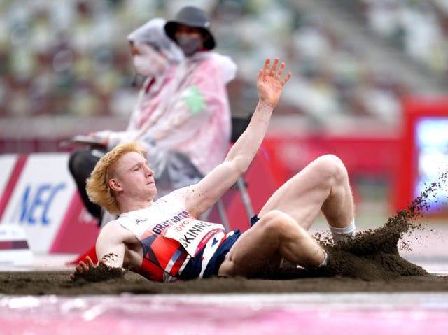 <p>Zak Skinner missing out on long jump bronze in the men’s T13 long jump final</p>