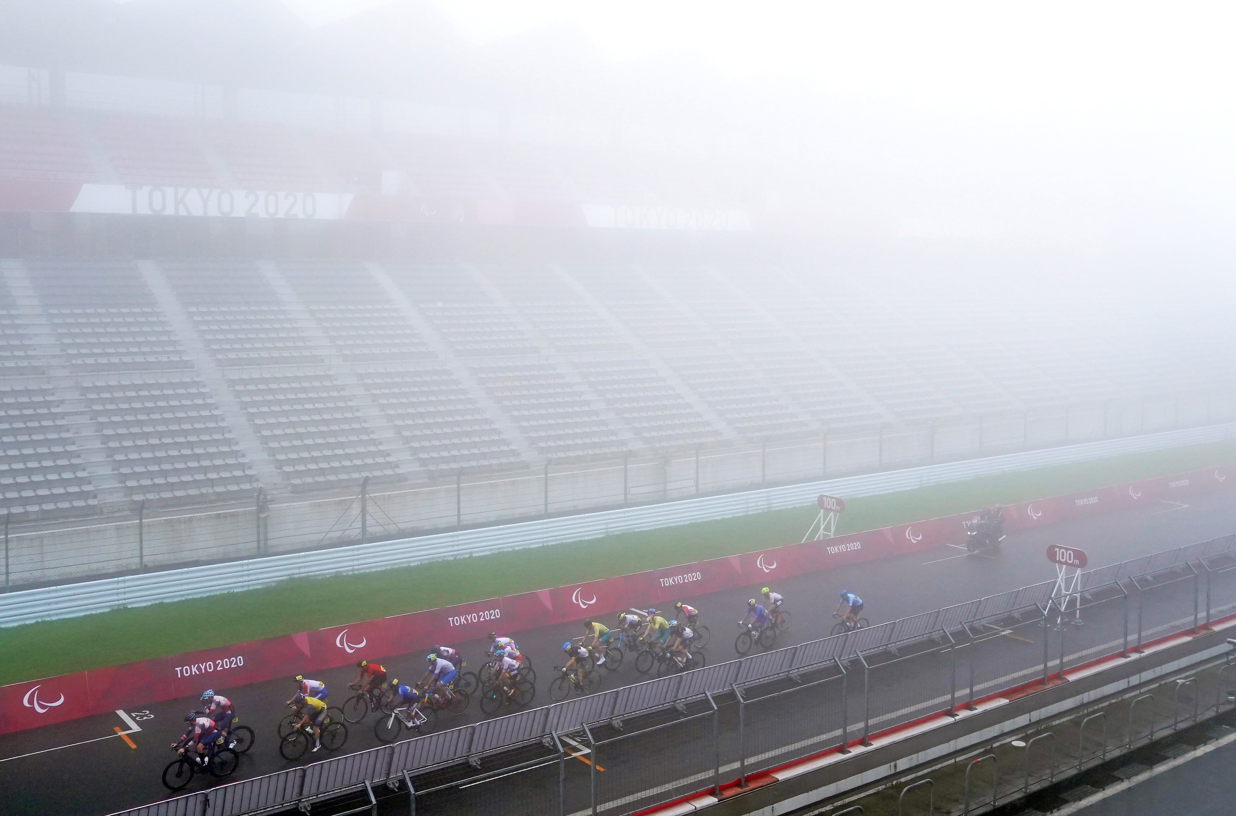 Poor visibility for the riders during the men’s C1-3 road race (Tim Goode/PA)