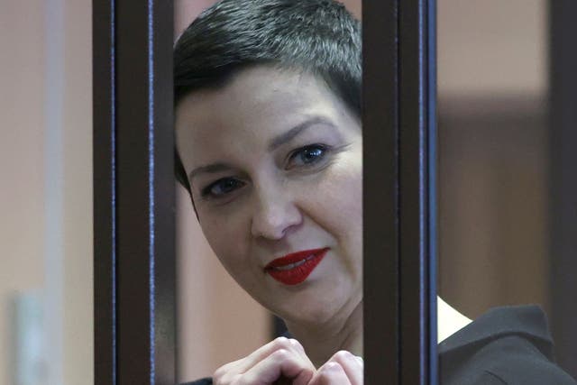<p>Belarus' opposition activists Maria Kolesnikova stands in cage during a court hearing in Minsk, Belarus</p>