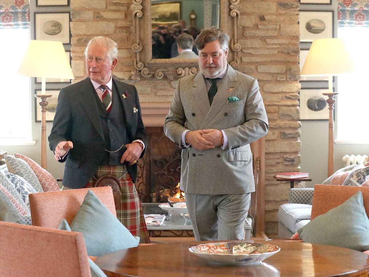 Prince Charles&rsquo;s closest aide could face criminal probe over cash-for-honours claims