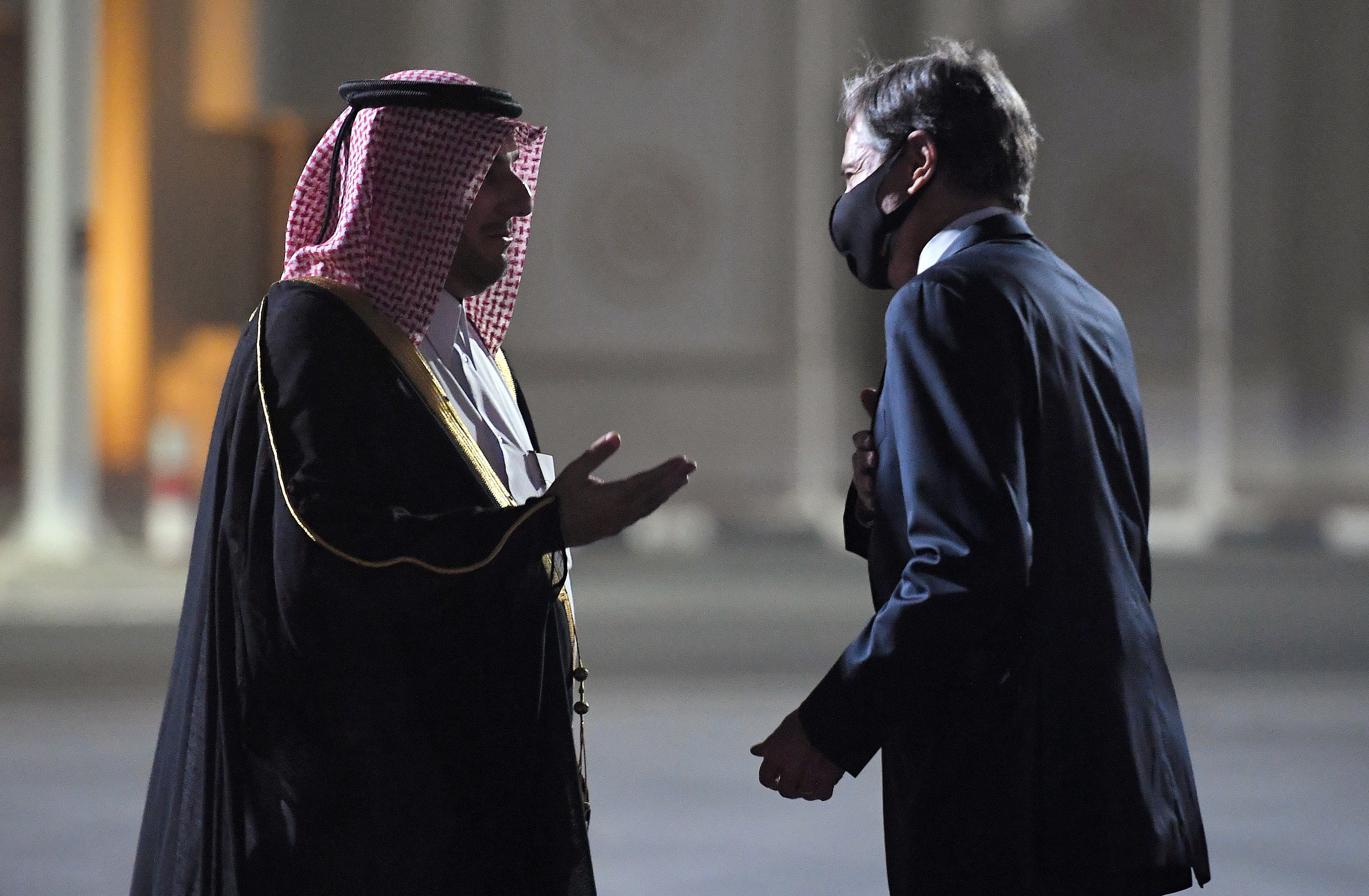 Four more Americans evacuated from Afghanistan as Blinken flies to Qatar in bid to extricate US and Afghan citizens