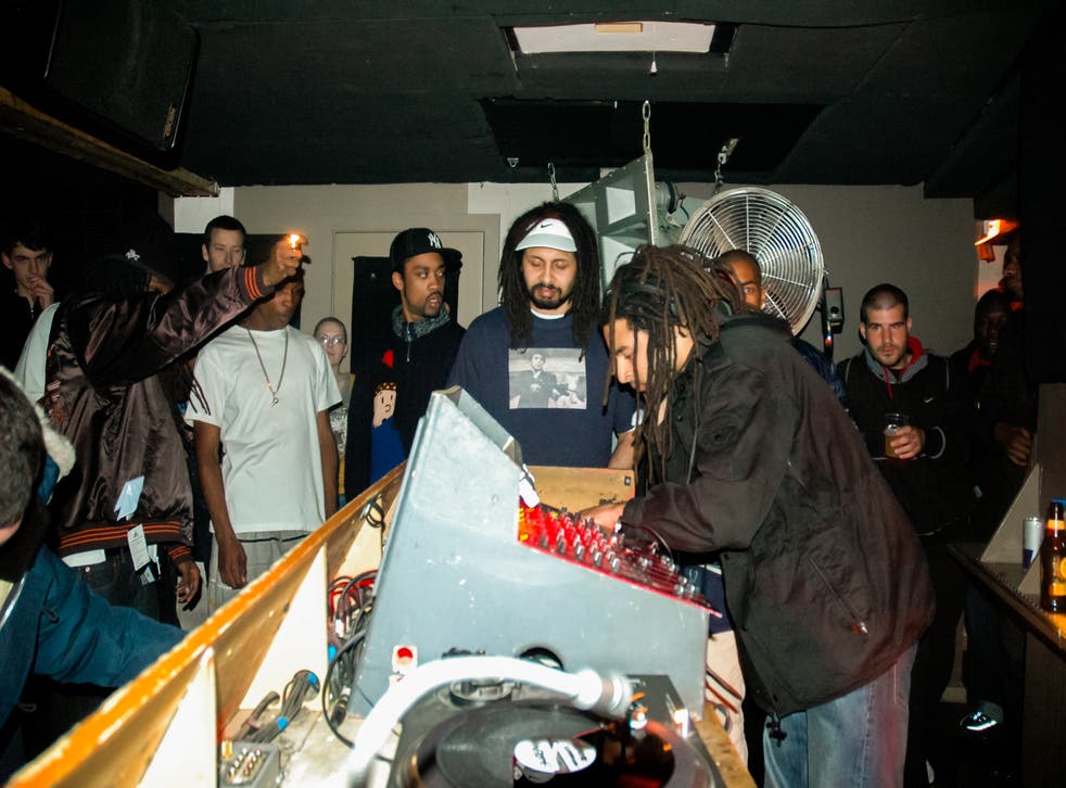 <p>FWD>> at Plastic People, London. L-r: Jammer, Blackdown, JME, Jackie Steppa, Wiley, Sgt.Pokes, Mala, Plastician, Crazy D, Tubby. 2005</p>
