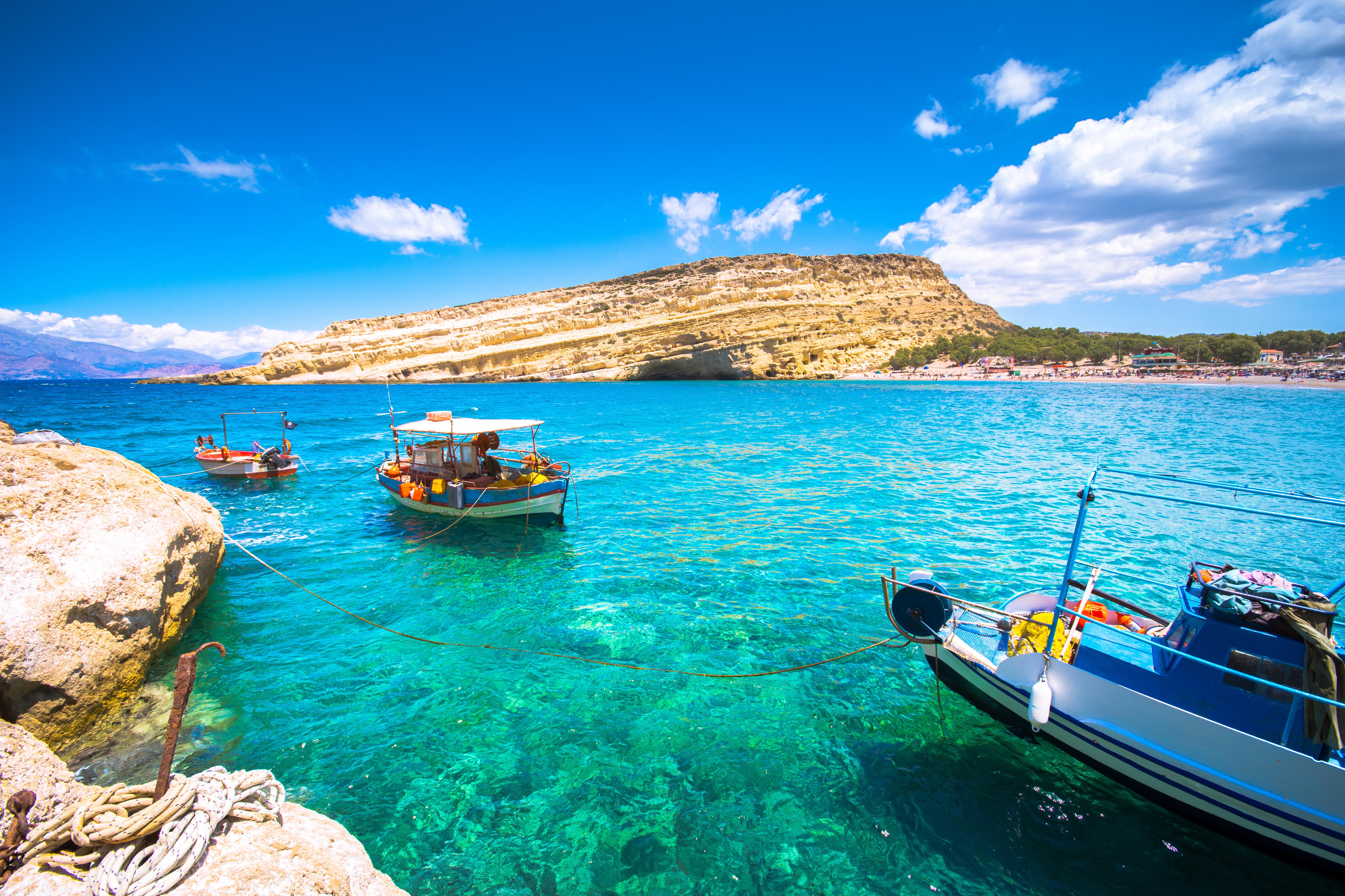 A layover in Crete could lower the cost of a journey