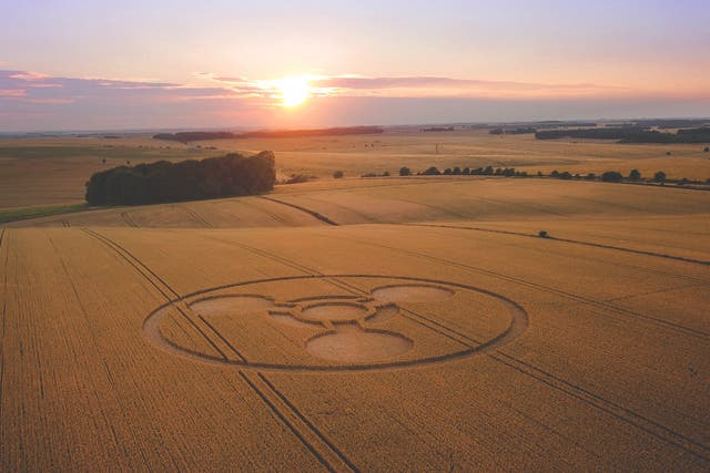 <p>A crop circle near Stonehenge, Wiltshire</p>