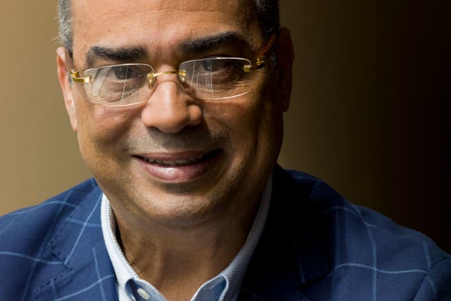 GILBERTO SANTA ROSA