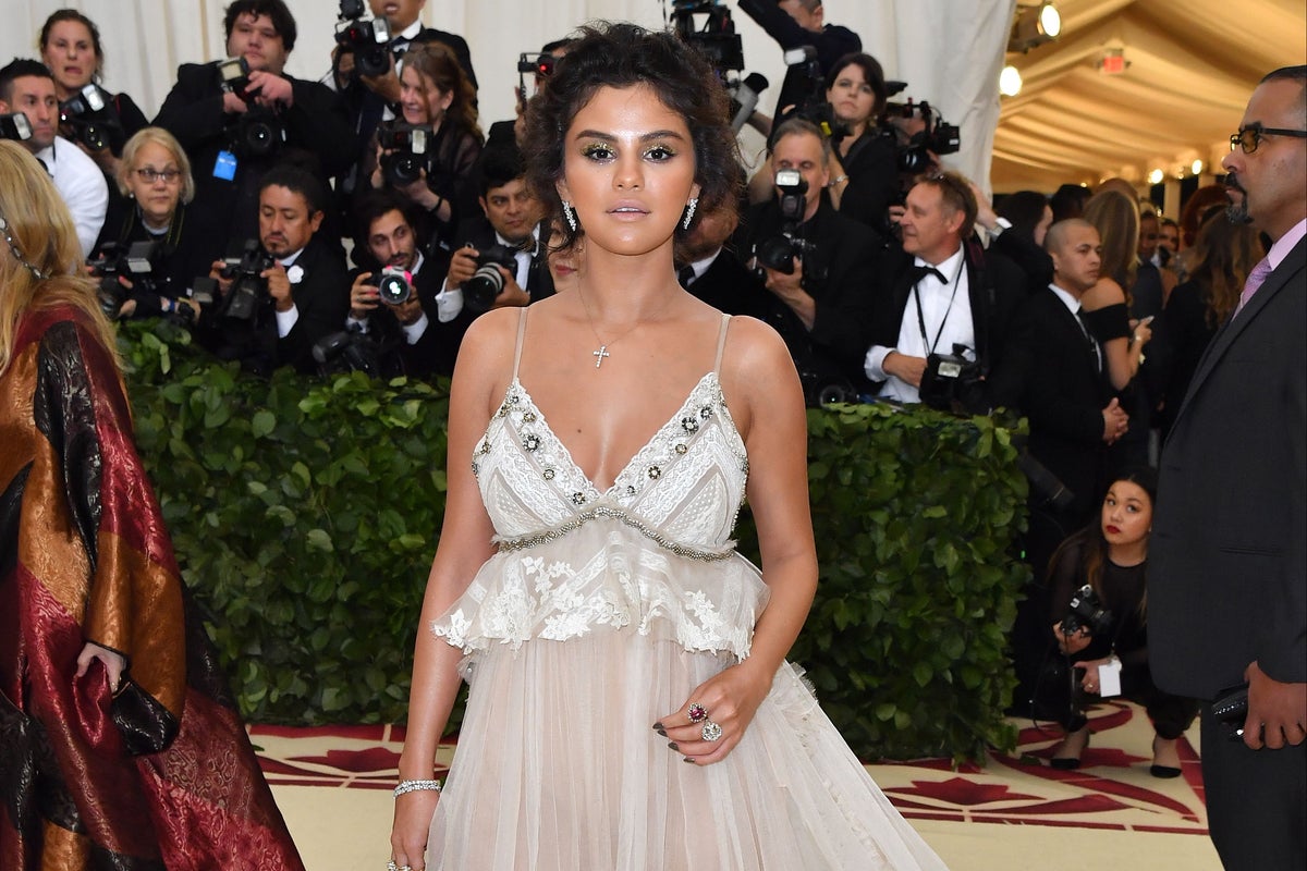 Selena Gomez reflects on tanning mishap at 2018 Met Gala: ‘I’m going to get eaten alive about this’