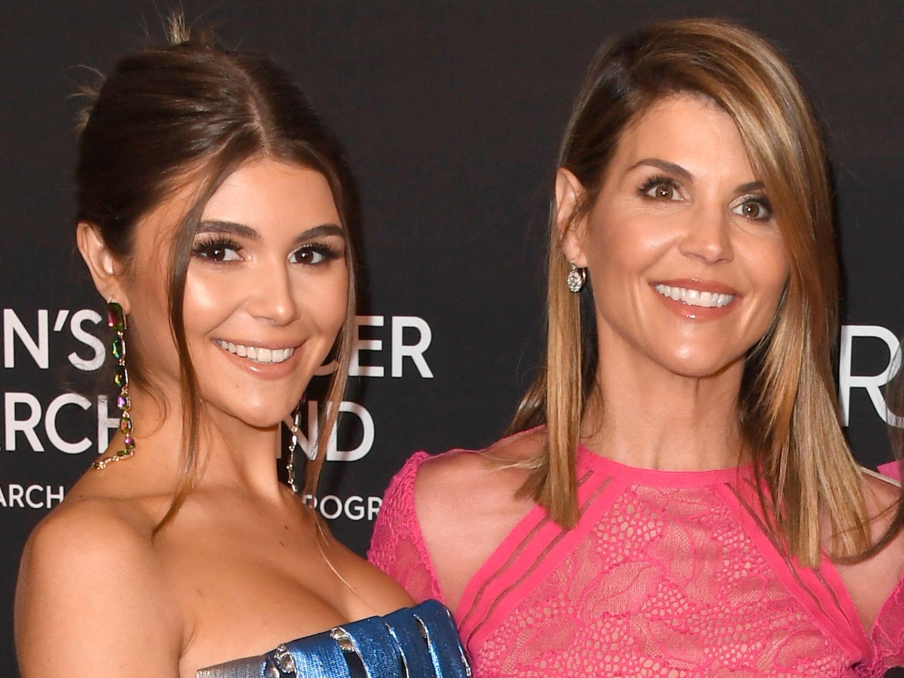 Olivia Jade and Lori Loughlin at an event on 28 February 2019 in Beverly Hills, California