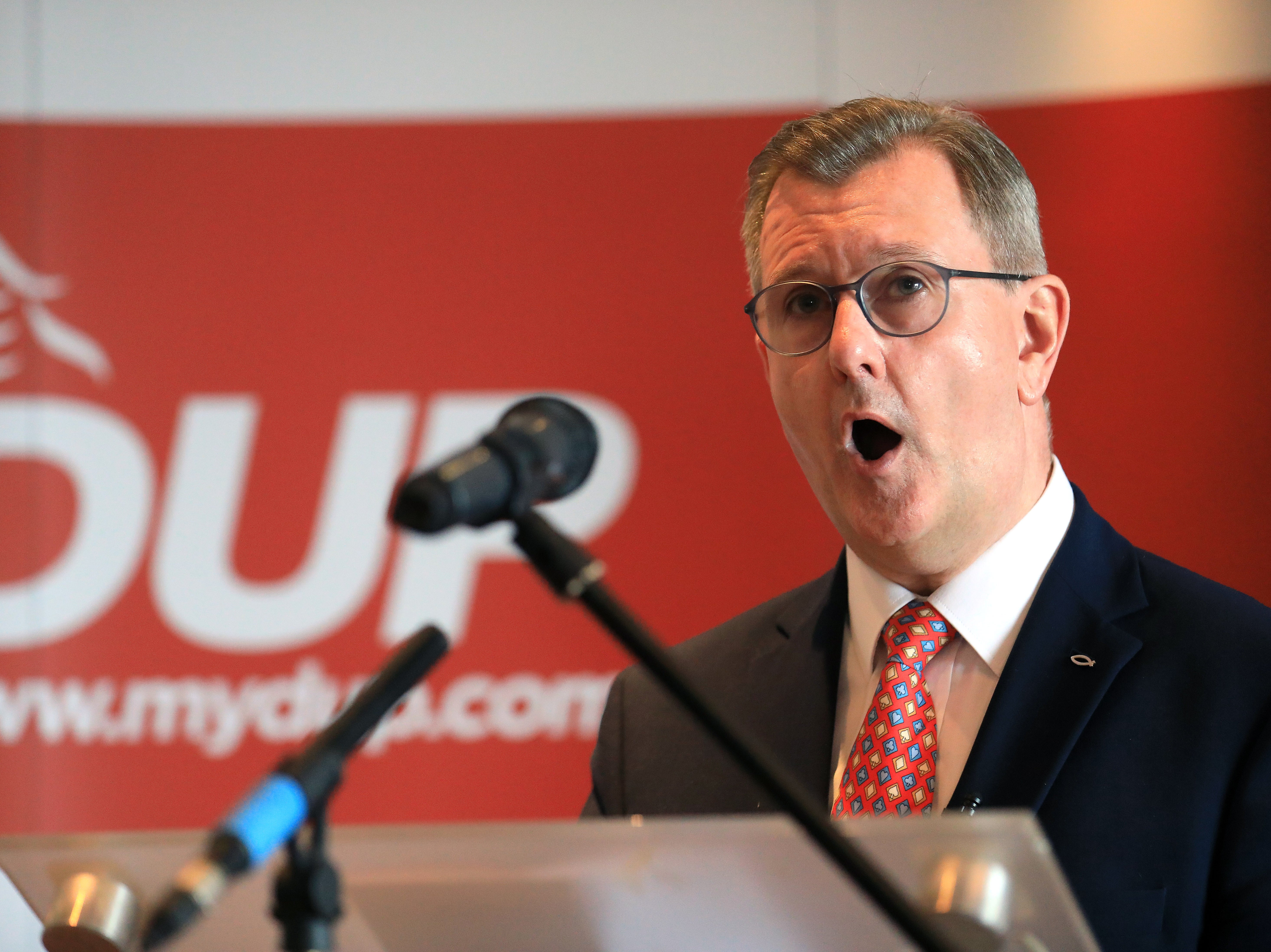 DUP threatens to collapse Stormont power-sharing ‘within weeks’ if Brexit checks not axed