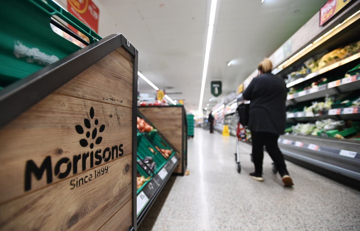 Vulnerable people thank anti-vaxxers for boycotting Morrisons