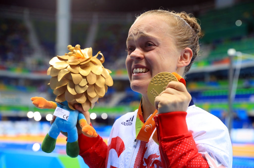 Five-time Paralympic gold medallist Ellie Simmonds retires from swimming