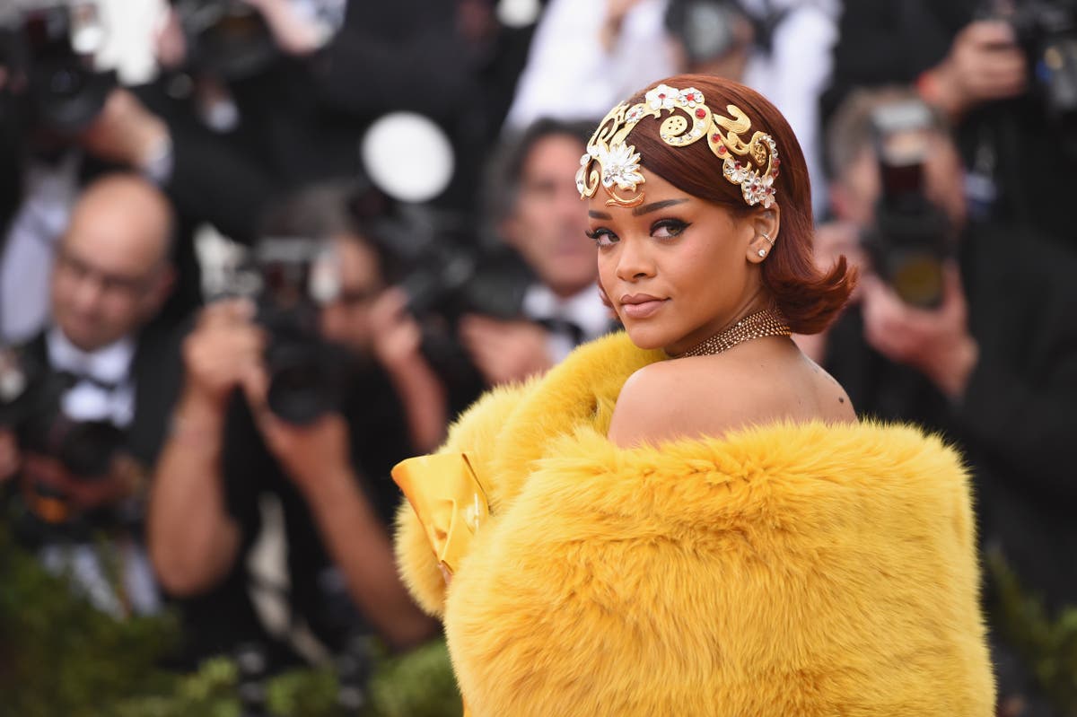 Rihanna met gala 2021
