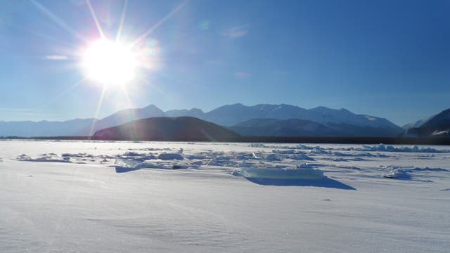 <p>Lake Baikal, located north of Mongolia, is a popular destination for tourists</p>