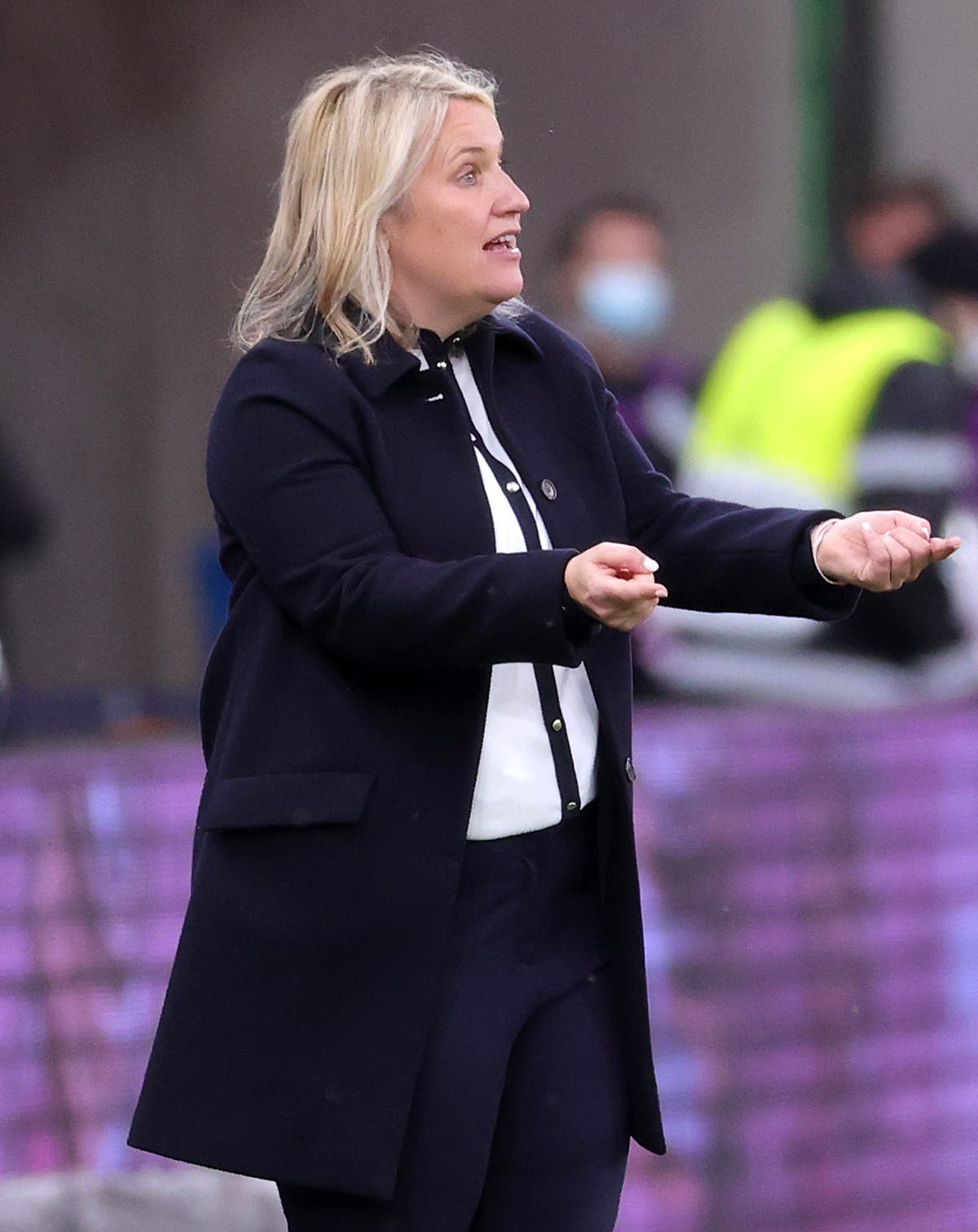 Chelsea boss Emma Hayes will not underestimate big-spending Everton this weekend