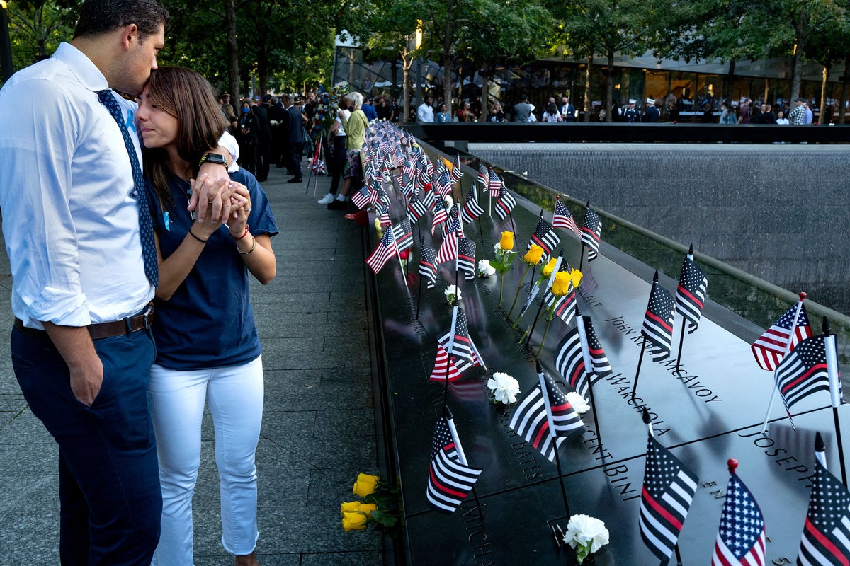New York remembers the victims of 9/11 at Ground Zero | The Independent