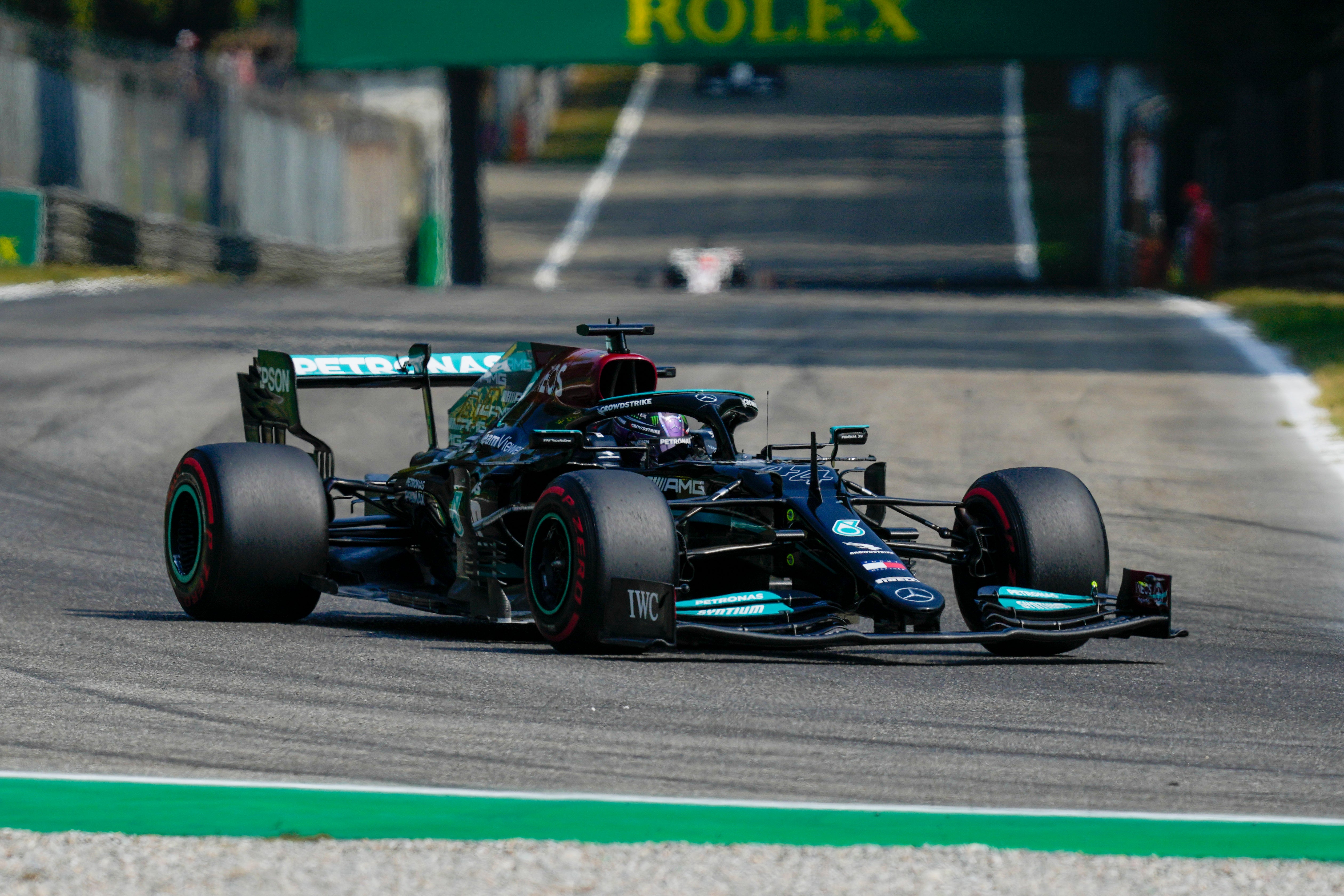 Lewis Hamilton could only manage fifth place in the sprint race at the Italian Grand Prix (Antonio Calanni/AP).
