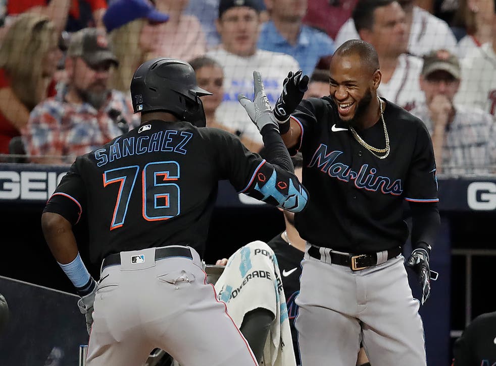 MARLINS-BRAVOS