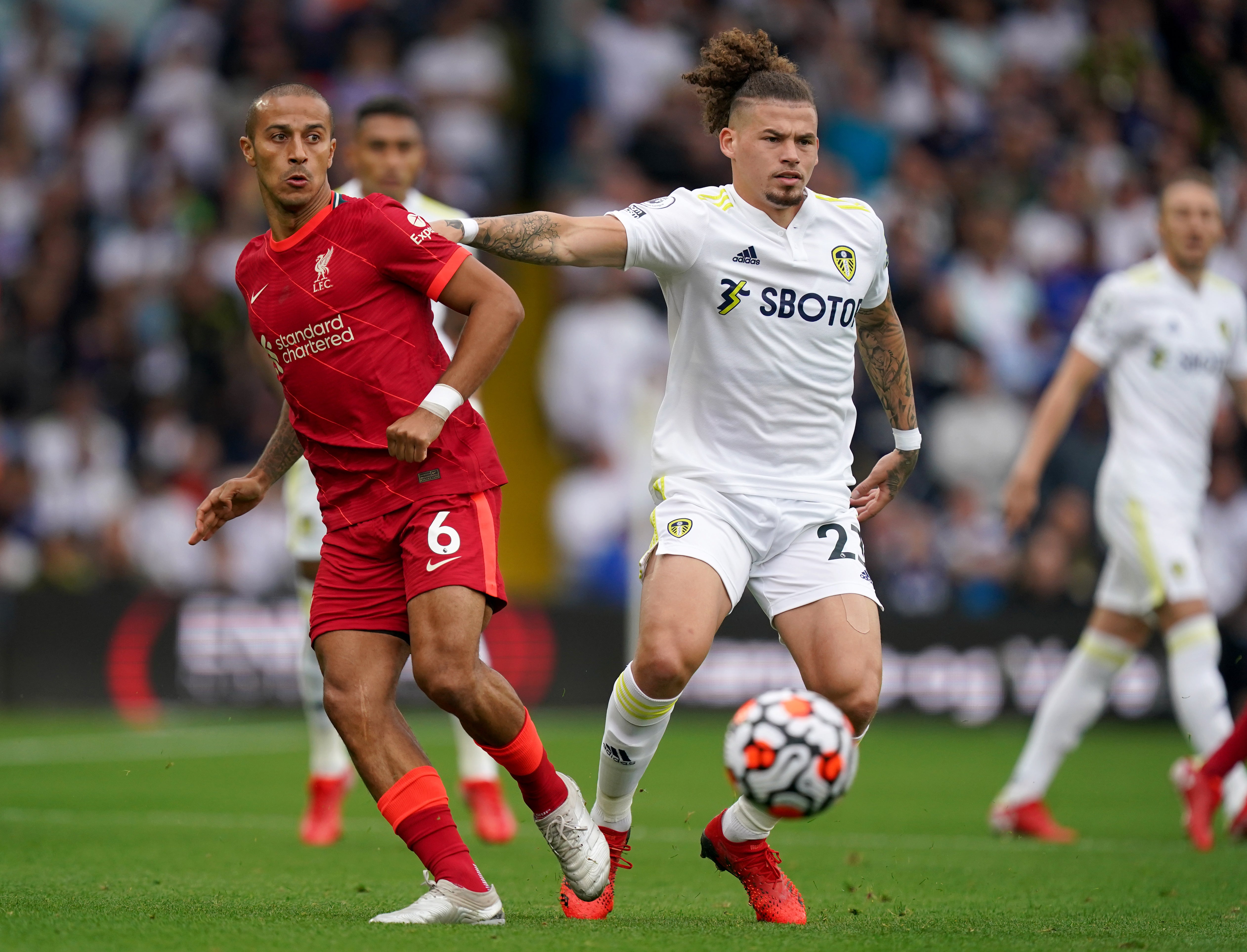 Jurgen Klopp feels cutting out Kalvin Phillips key to beating Leeds | The Independent