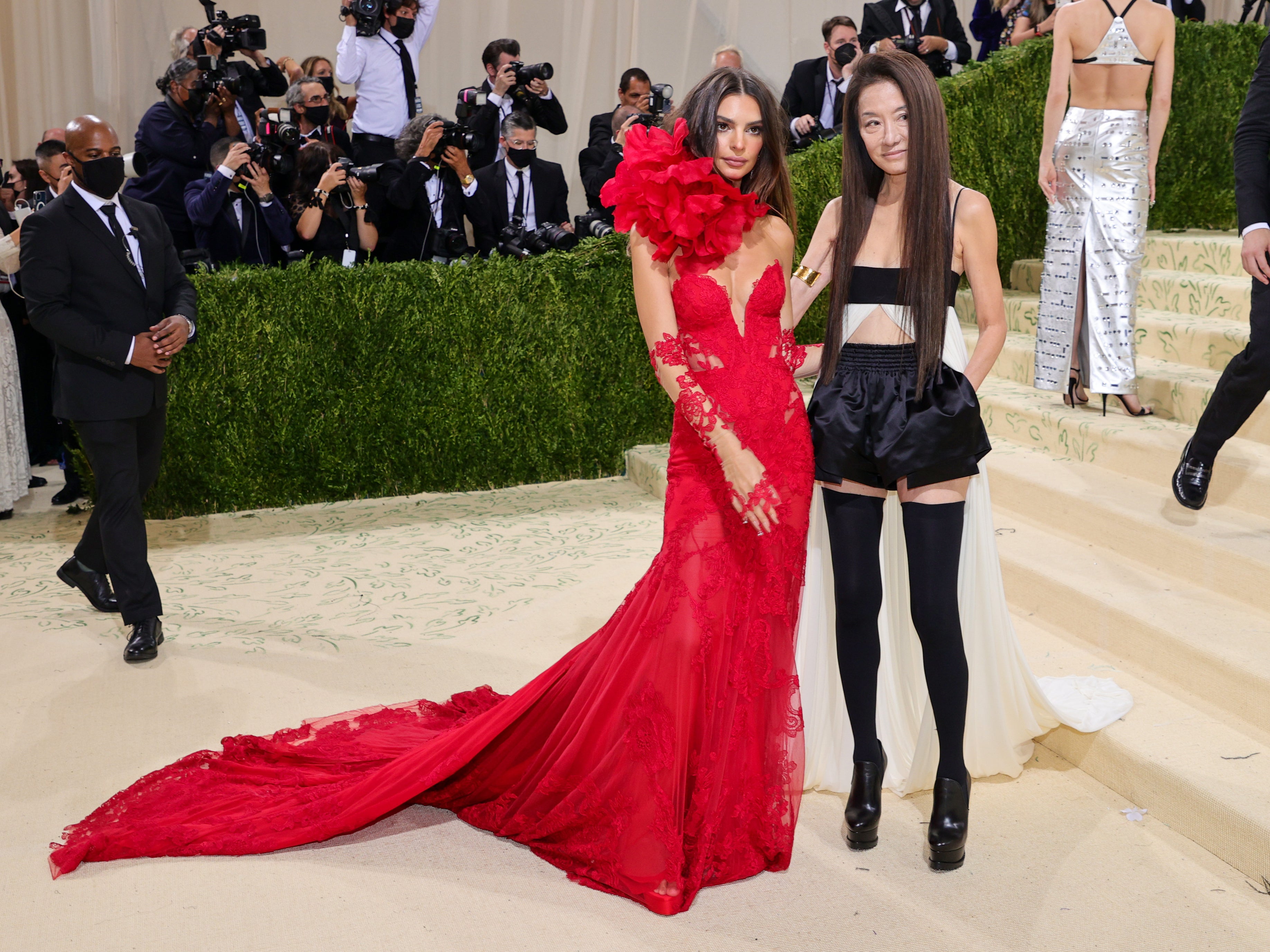 Emily Ratajkowski and Vera Wang attend The 2021 Met Gala Celebrating In America: A Lexicon Of Fashion at Metropolitan Museum of Art on September 13, 2021 in New York City