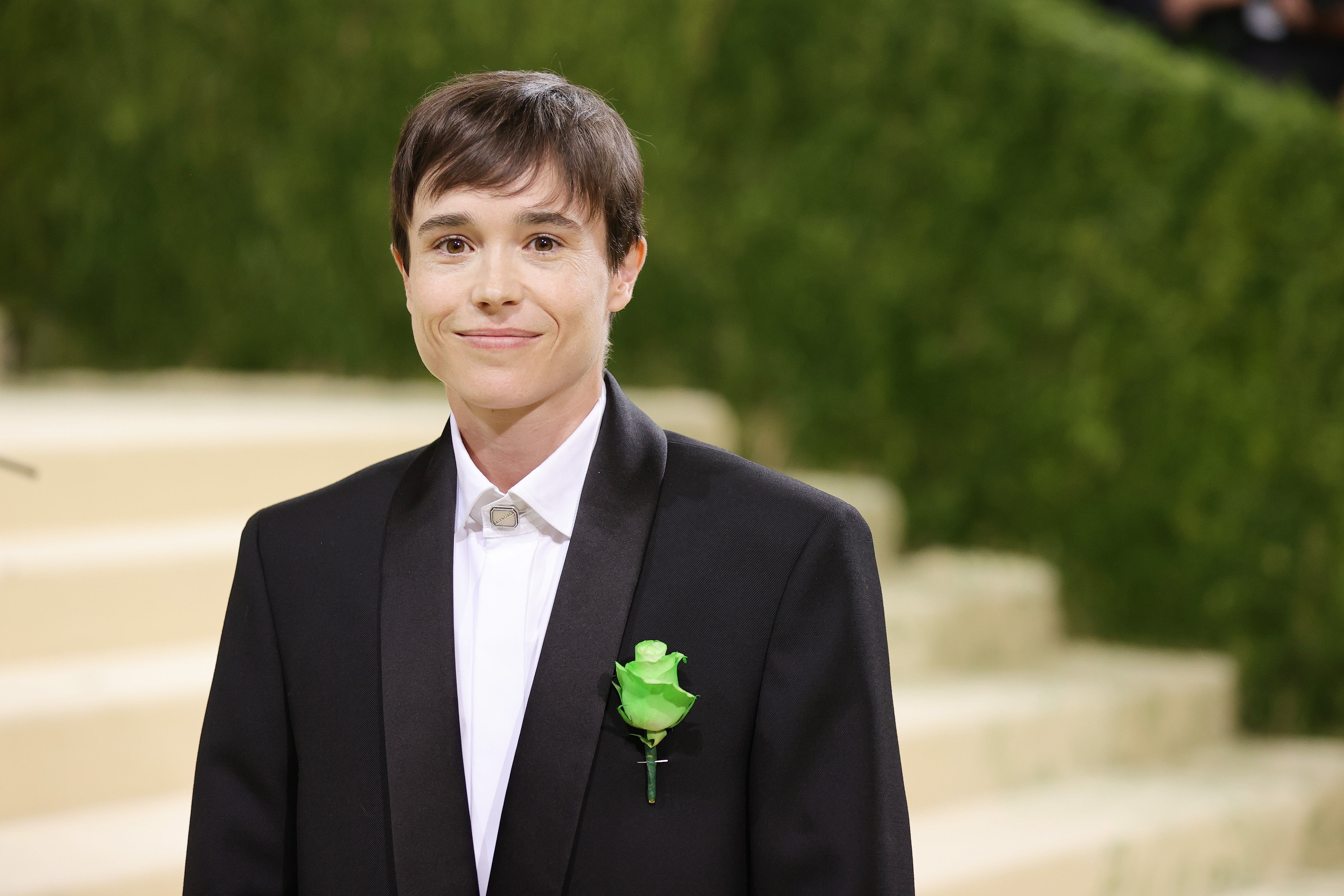 <p>Elliot Page at The 2021 Met Gala </p>