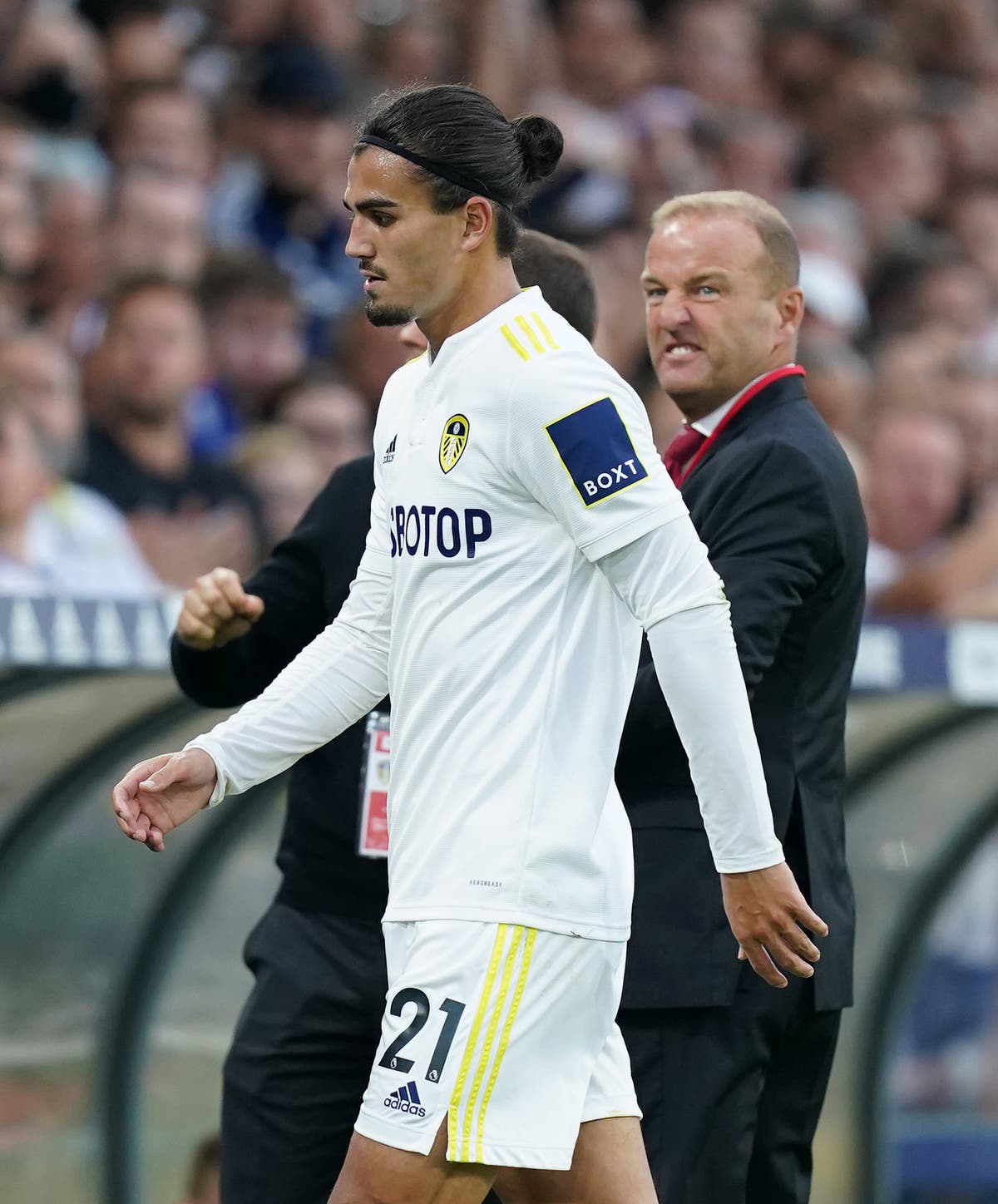 Leeds’ appeal against Pascal Struijk red card rejected by FA Leeds’ appeal against Pascal Struijk red card rejected by FA