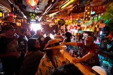 Los Angeles County to require vaccines in indoor bars