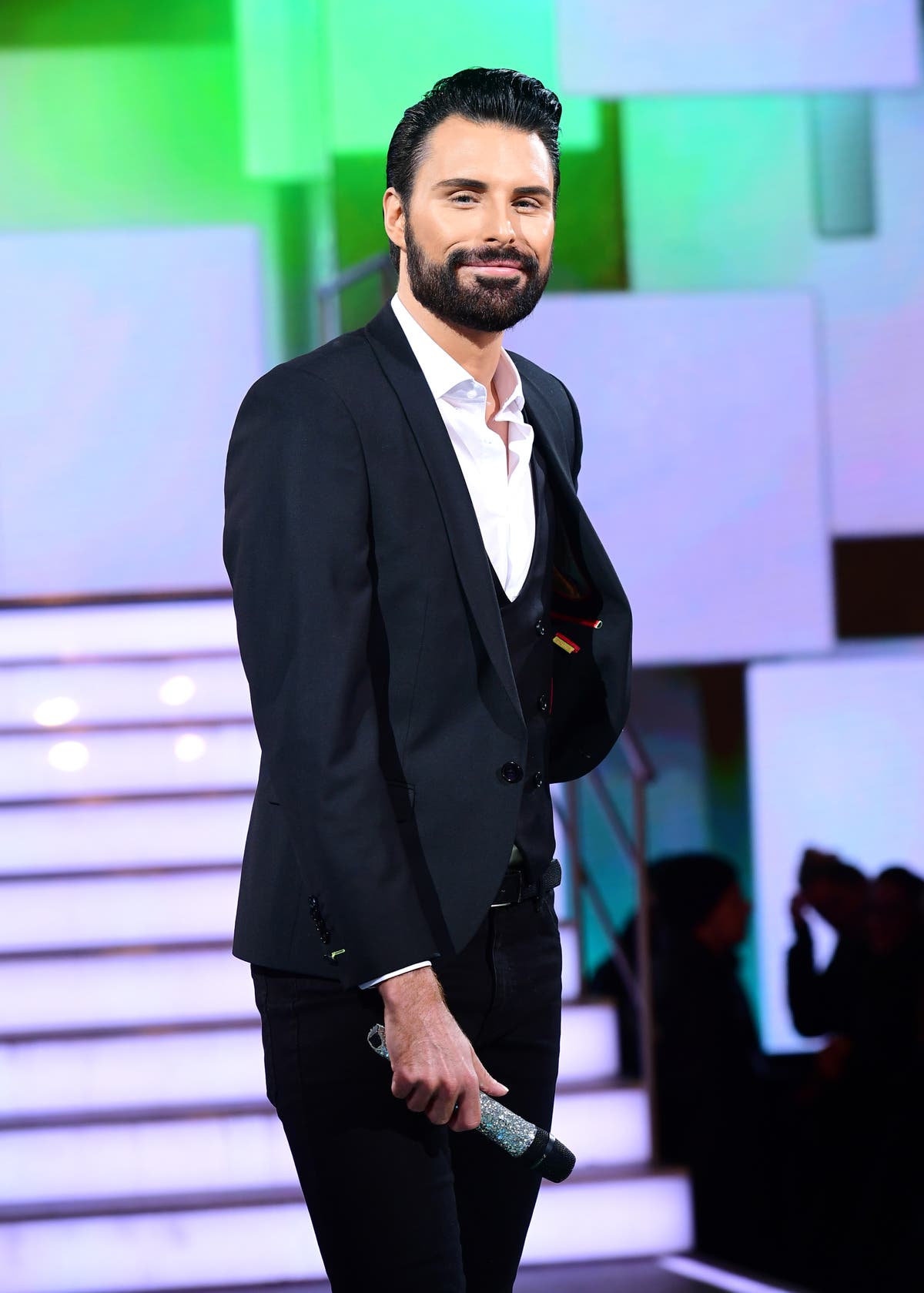 6 signs you need a digital detox, as Rylan Clark-Neal returns to ...