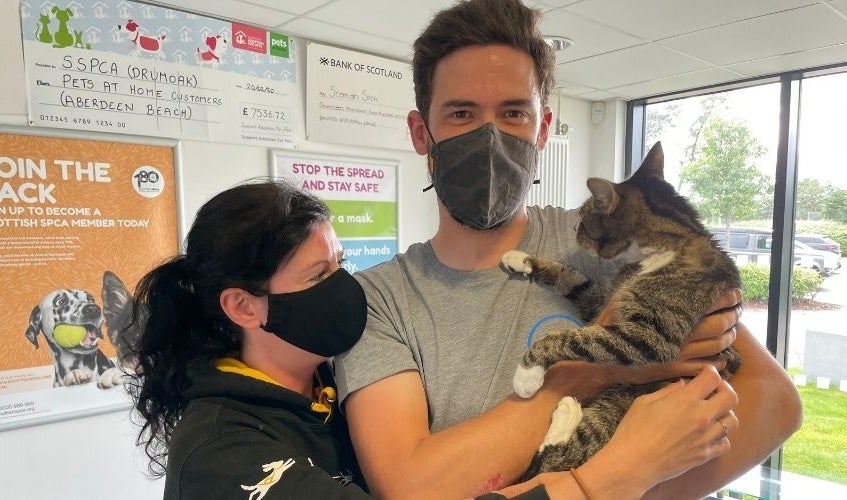 Neil Henderson was finally reunited with his cat Forbes after ten years