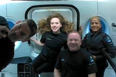 SpaceX's 1st tourists homeward bound after 3 days in orbit