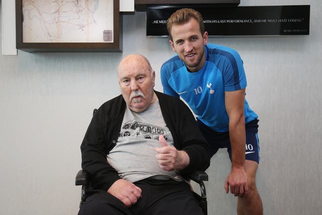 <p>Harry Kane meets Jimmy Greaves at the Tottenham Hotspur Training Centre in October 2017 </p>