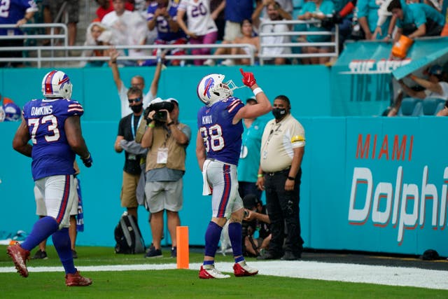 Buffalo Bills tight end Dawson Knox (88) celebrates during the 35-0 win over Miami Dolphins (Wilfredo Lee/AP/PA)
