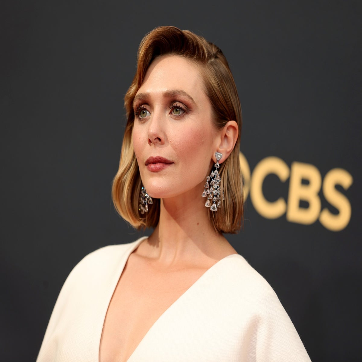 elizabeth olsen dress designed by sisters Elizabeth Olsen at the Emmys: Fans react to 'stunning' dress designed by  sisters