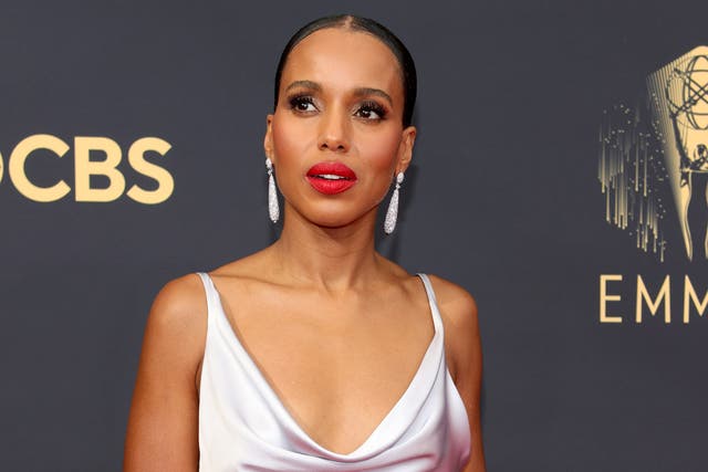 <p>Kerry Washington attends the 73rd Primetime Emmy Awards</p>