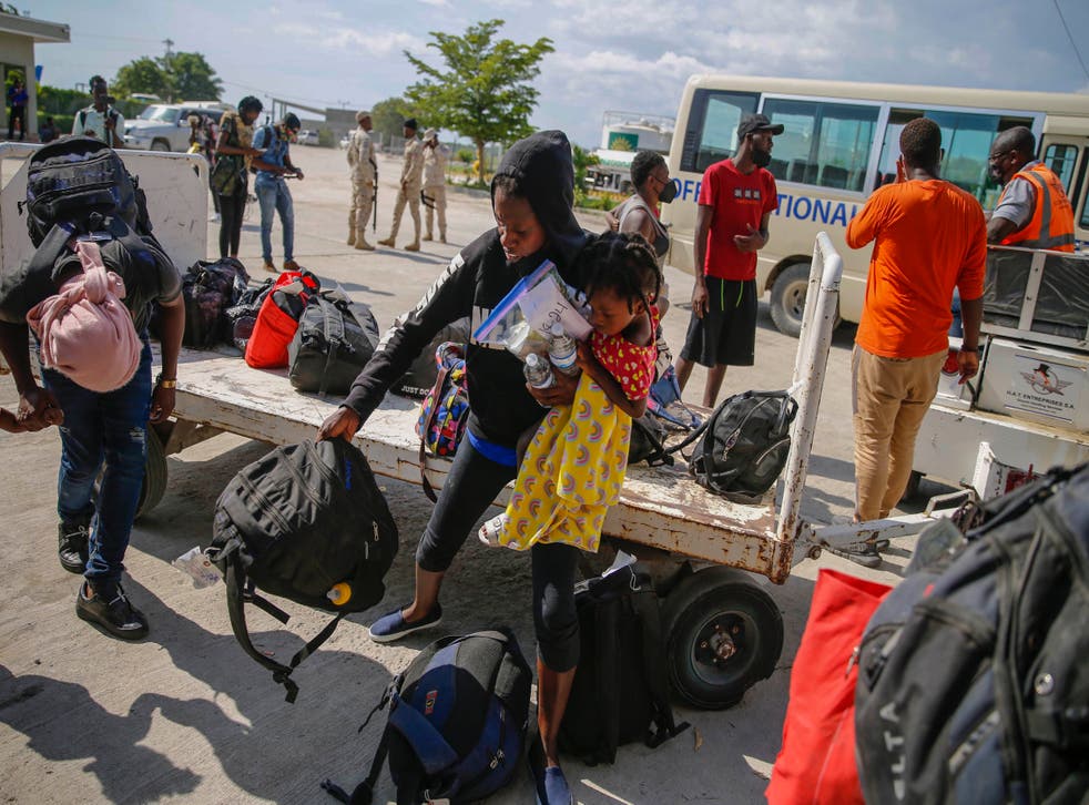 HAITIANOS DEPORTADOS