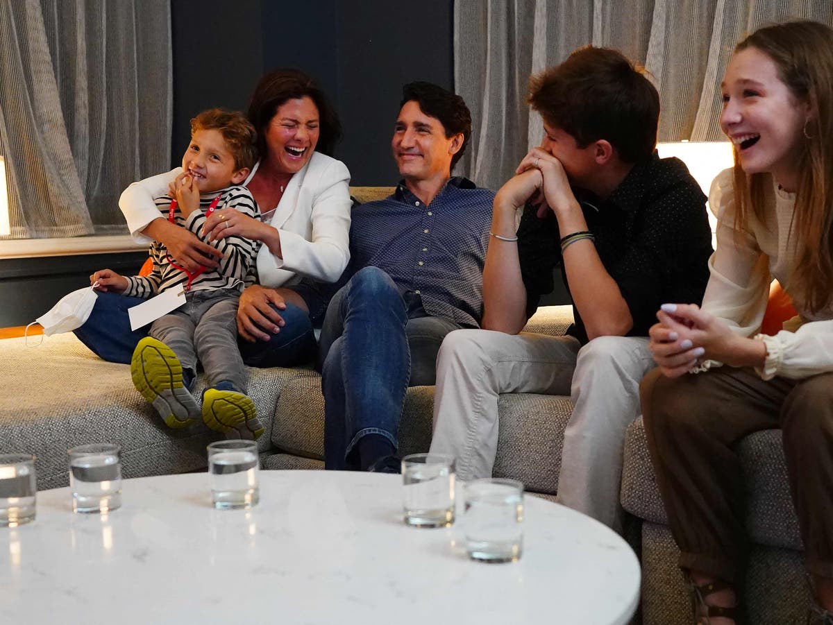 Justin Trudeau wins Canada election but Liberal Party may struggle for ...