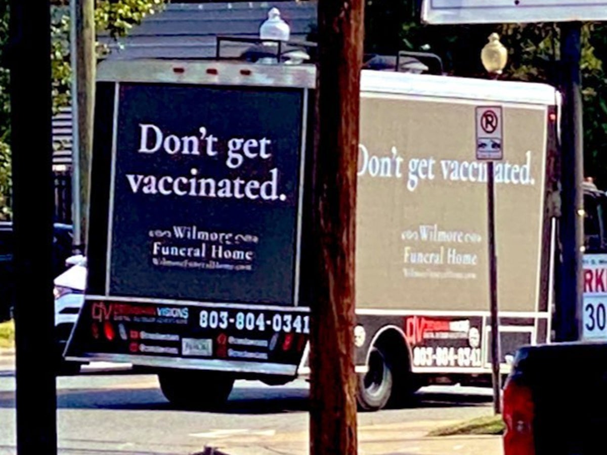 North Carolina Truck Advertises Funeral Home With Slogan Don T Get Vaccinated In Pro Vaccine Publicity Stunt Indy100