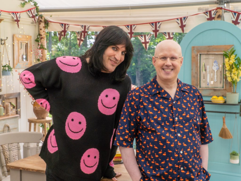 The Great British Bake Off fans call Noel Fielding a ‘national treasure’ as show returns